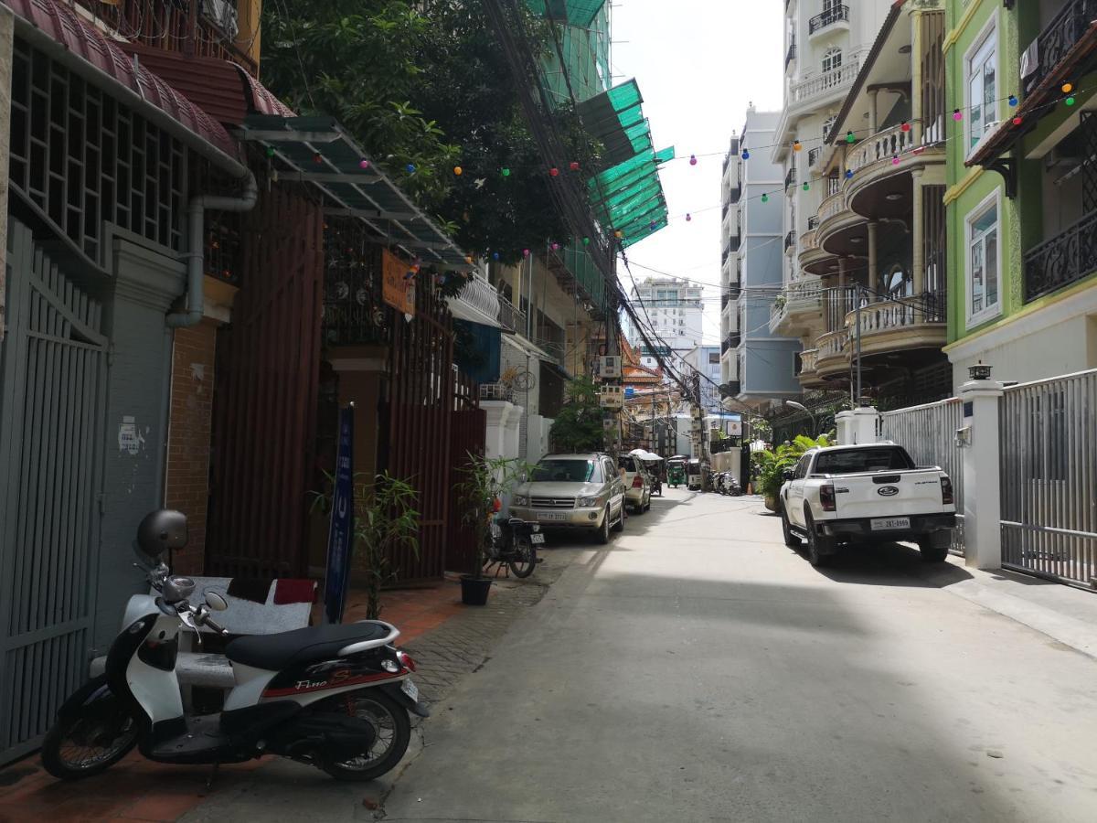 Peri Evi Hostel Phnom Penh Bassac Lane Exterior photo